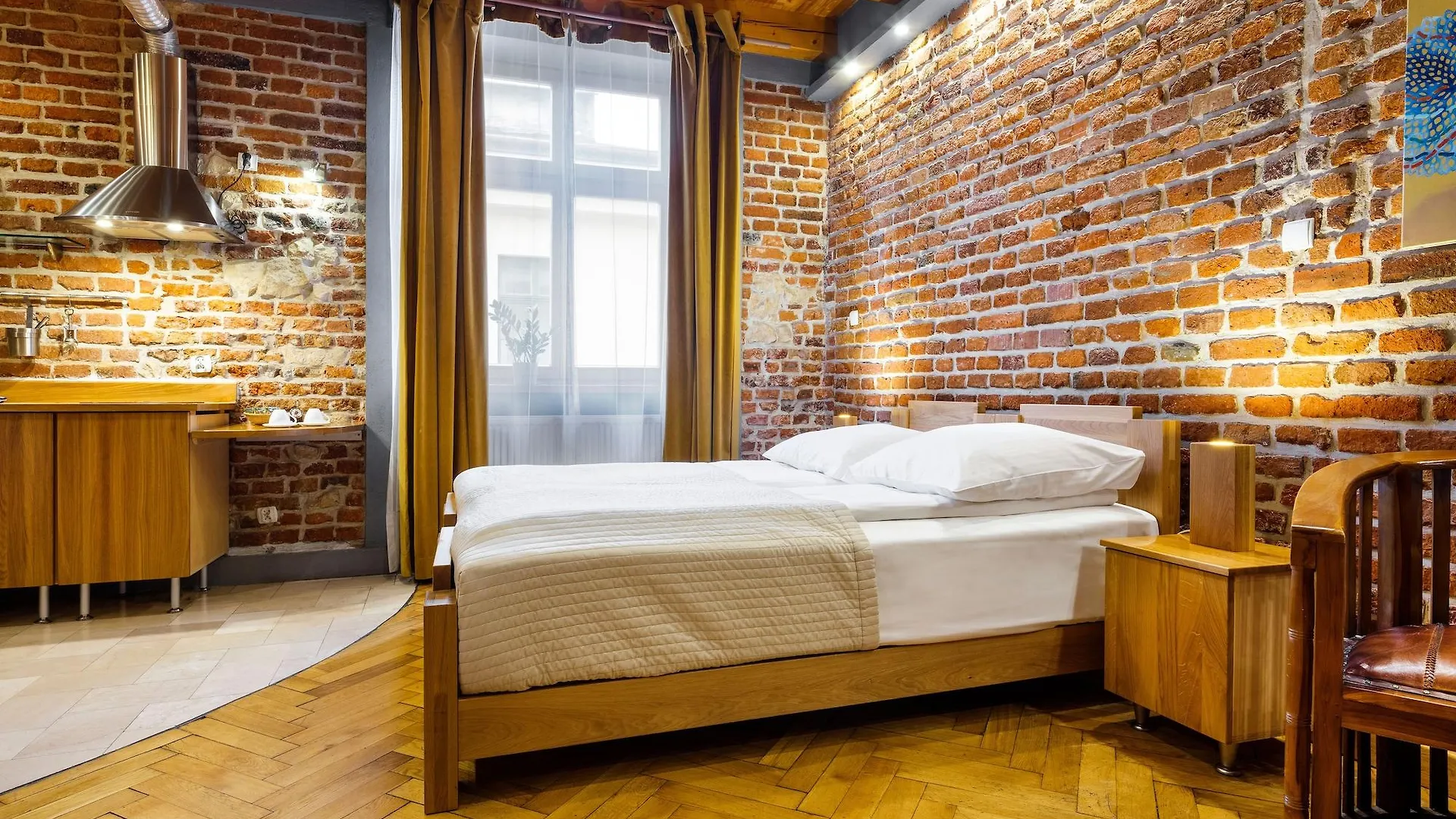 Aparthotel Stare Miasto Krakkó 4*,