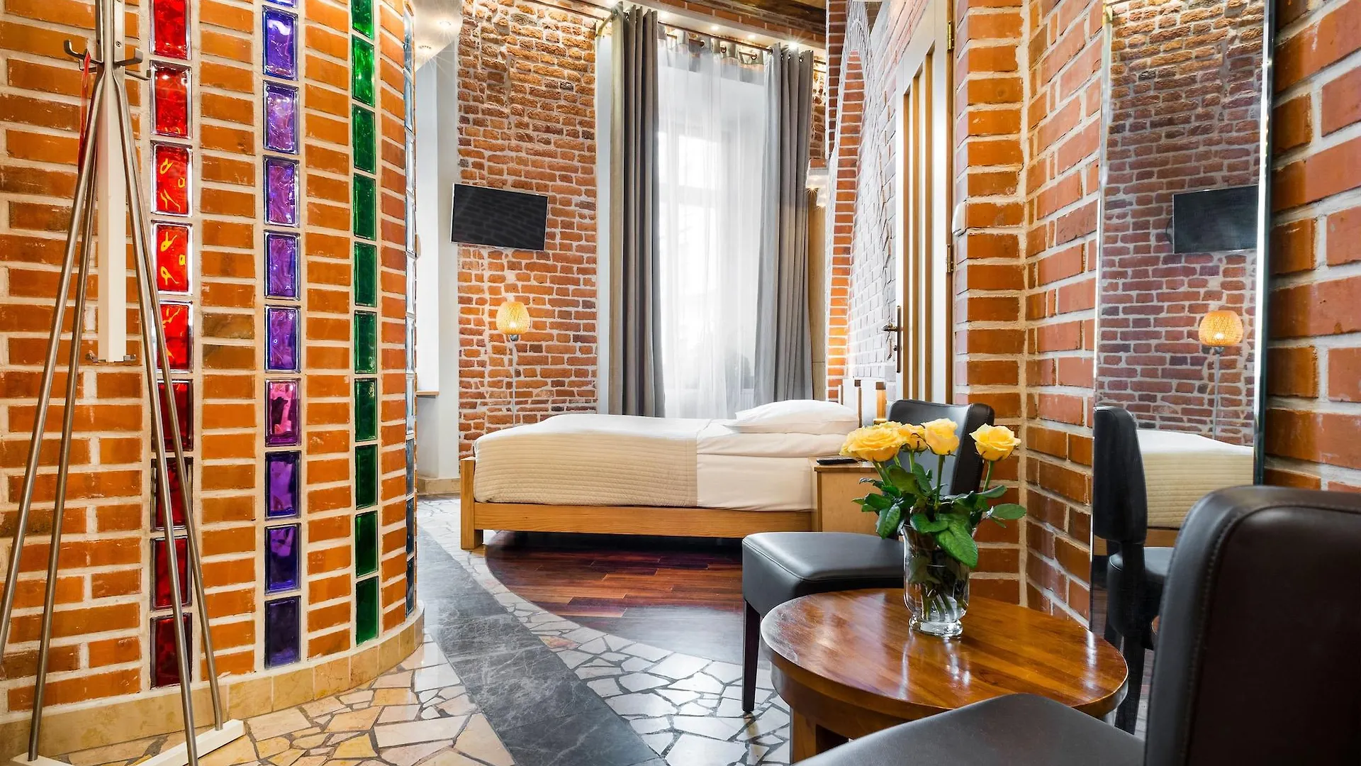 ****  Aparthotel Stare Miasto Kraków Polen