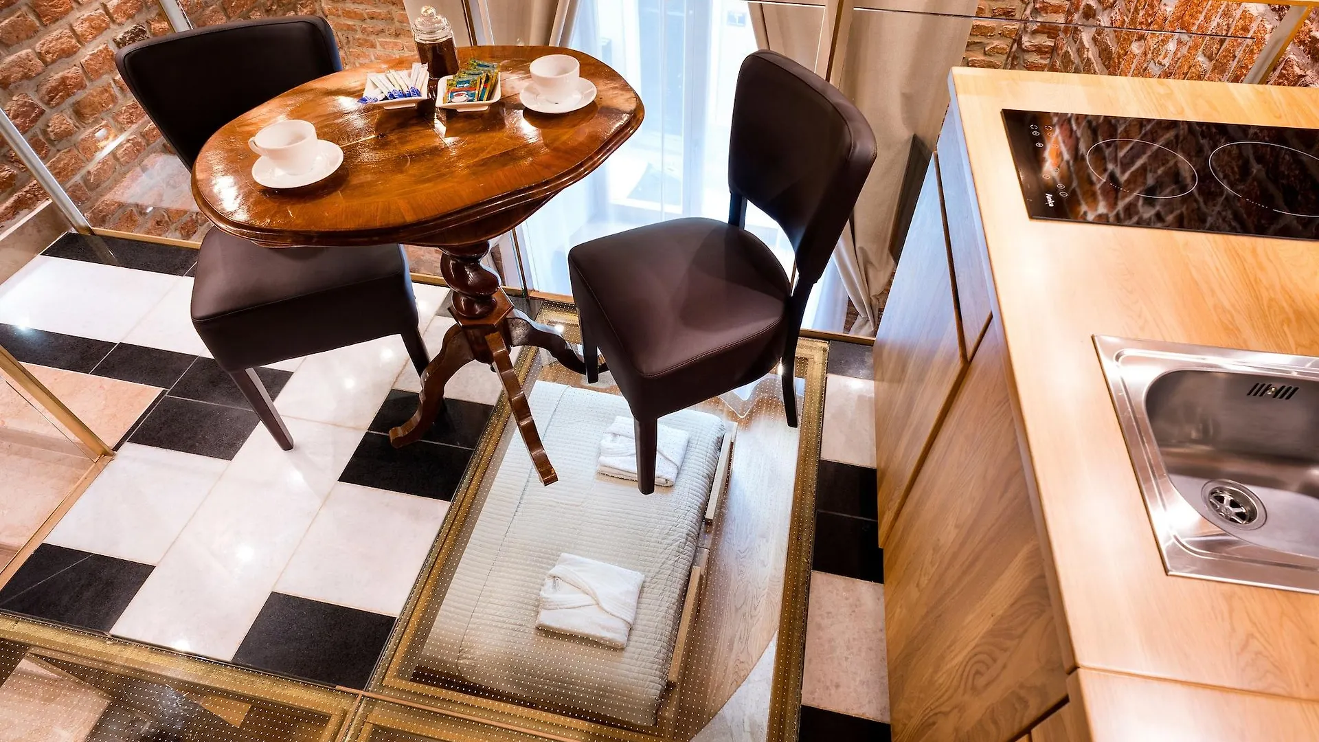 ****  Aparthotel Stare Miasto Kraków Polen